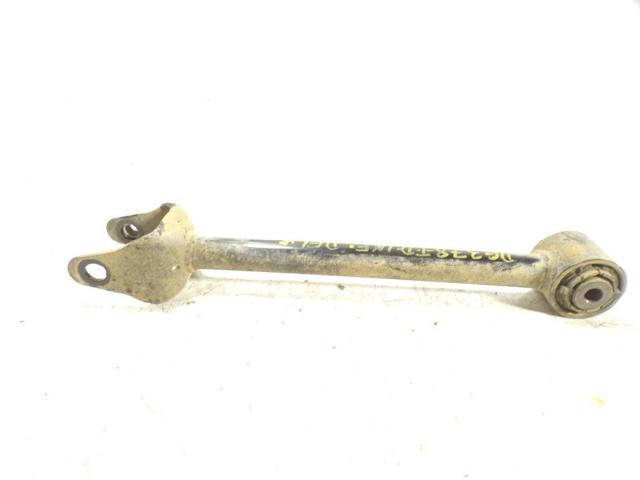 KD3528500 MAZDA Brazo transversal de suspensión trasera  en stock Gandía
