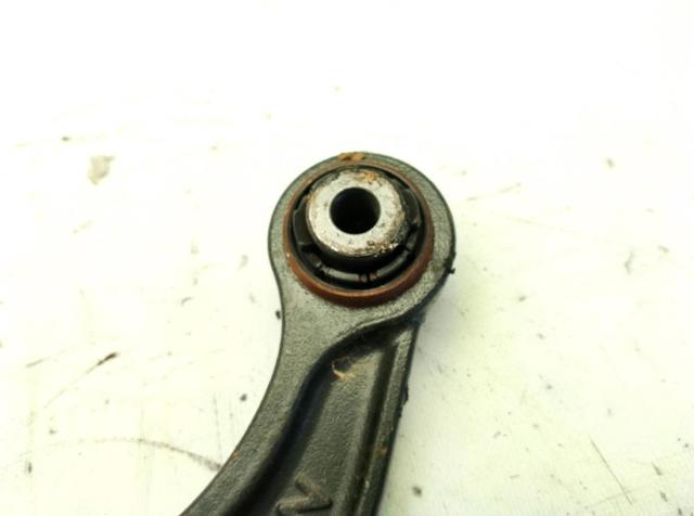 MAZDA KD3528C10 Brazo superior de suspensión trasera izquierdo/derecho  en stock Valencia