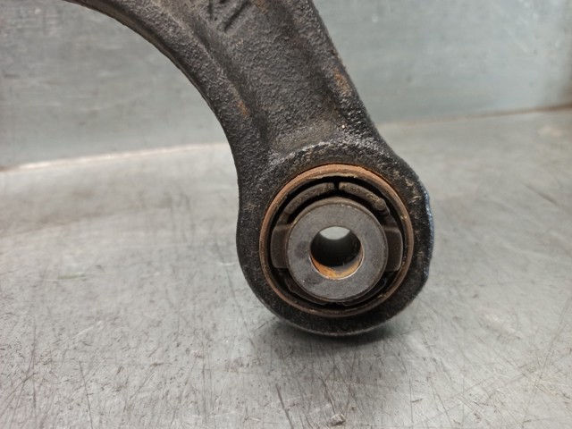 KD3528C10 Brazo superior de suspensión trasera izquierdo/derecho comprar Sevilla