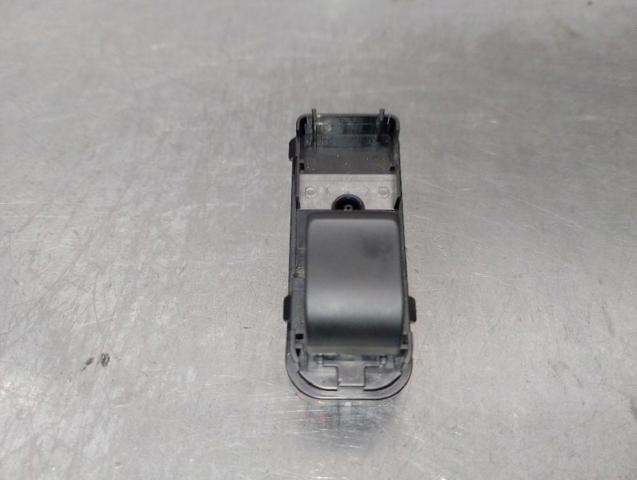 KD3566370 Mazda