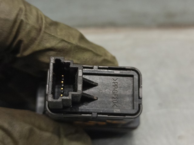 KD45664H0 Botón de emergencia  disponible Utrera