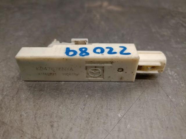 KD47676NXA Mazda