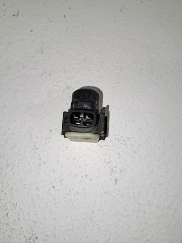 KD4767UC1 Sensor de estacionamiento delantero/trasero central  disponible Utrera