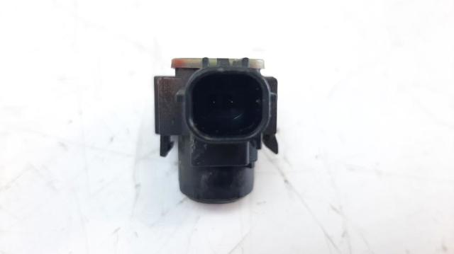 KD4767UC1 Sensor de estacionamiento delantero/trasero central  en stock Granada