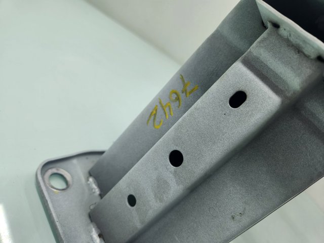 KD5350070 MAZDA Refuerzo parachoque delantero comprar Madrid