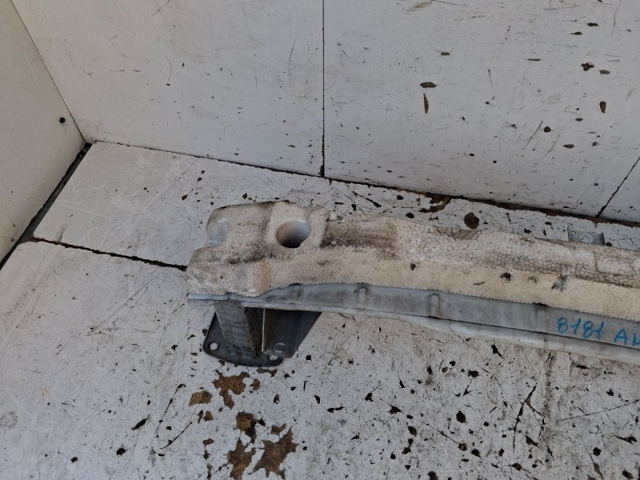 MAZDA KD5350070 Refuerzo de parachoques delantero  comprar en Albacete