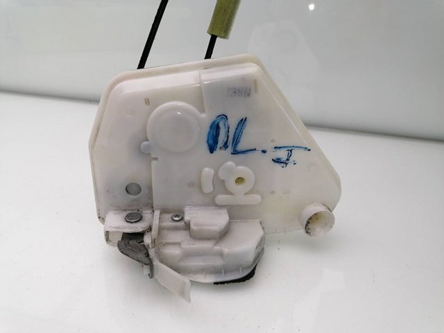 MAZDA KD5359310 Cerradura  en stock Salamanca