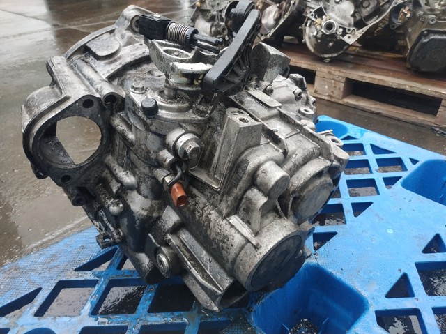 Caja de cambios mecánica, completa Volkswagen Touran 1 1T1, 1T2