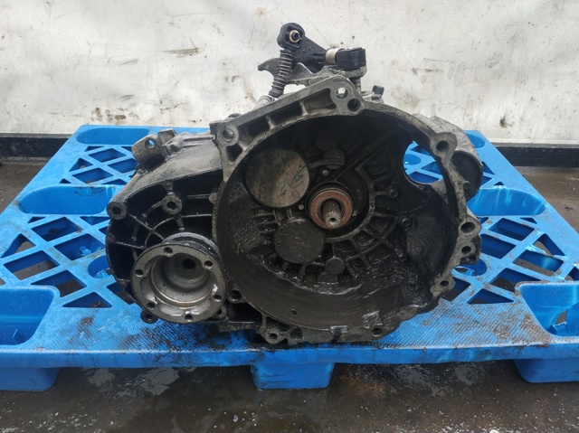 Caja de cambios mecánica, completa Volkswagen Touran 1 1T1, 1T2