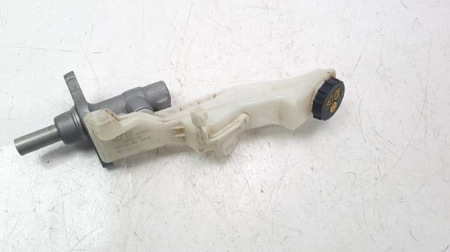 Cilindro maestro de frenos KDY34340ZA MAZDA