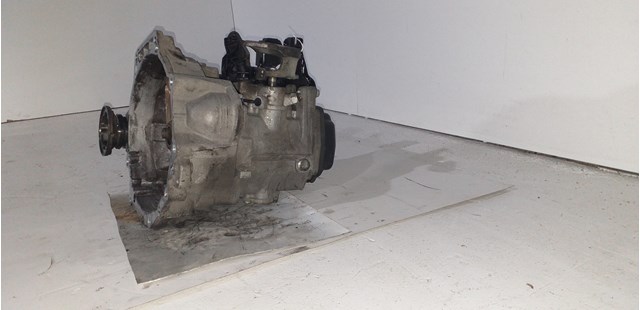 VAG KFK Caja de cambios manual completa  disponible Valladolid