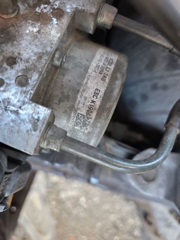 KJY2437A0 Mazda