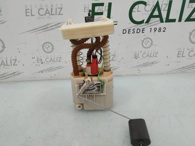 KWN831 Ford