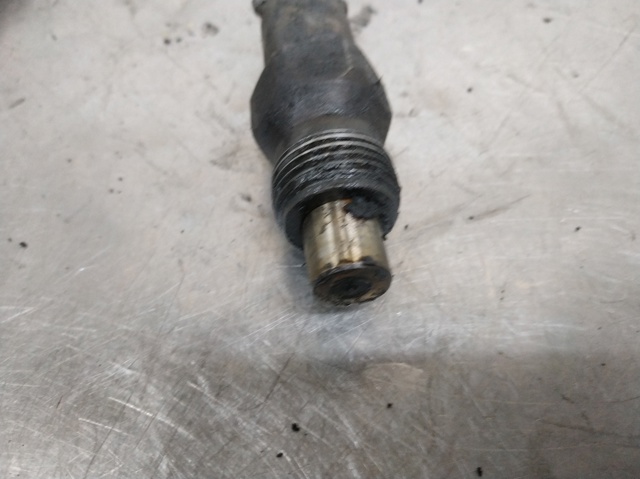 Inyector de combustible LCR6735405 RENAULT