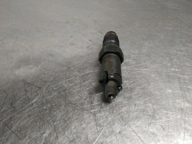 LCR6736001 Inyector  en stock Granada