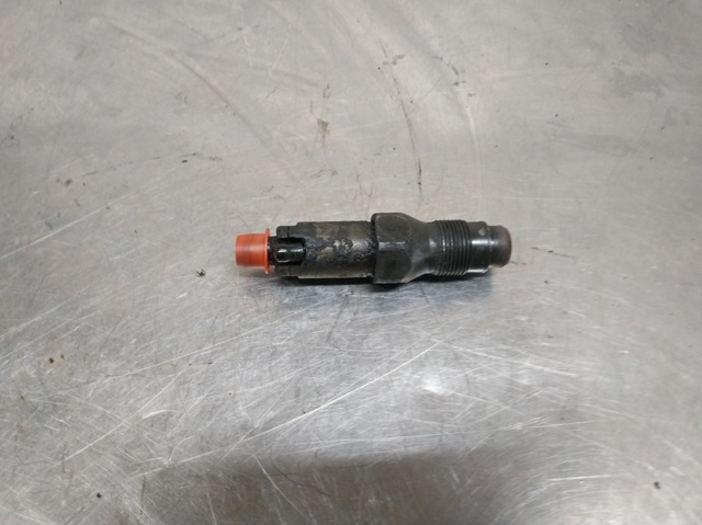 LCR6736001 Inyector de combustible  disponible Utrera