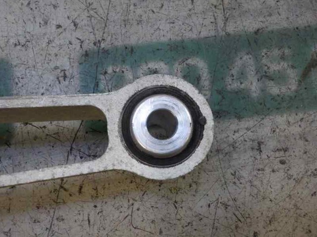 LR000597 LAND ROVER Soporte superior del motor  comprar en Oviedo