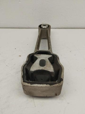 LR000597 Soporte superior del motor  en stock Sabadell