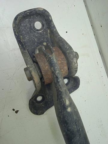 LR001175 Brazo longitudinal inferior derecho de la suspensión trasera  comprar en Pontevedra