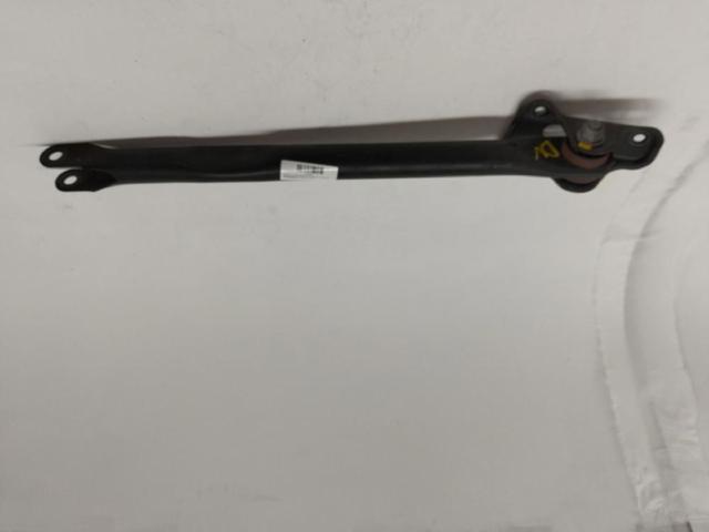 Mangueta trasera izquierda (suspension) LR001176 LAND ROVER