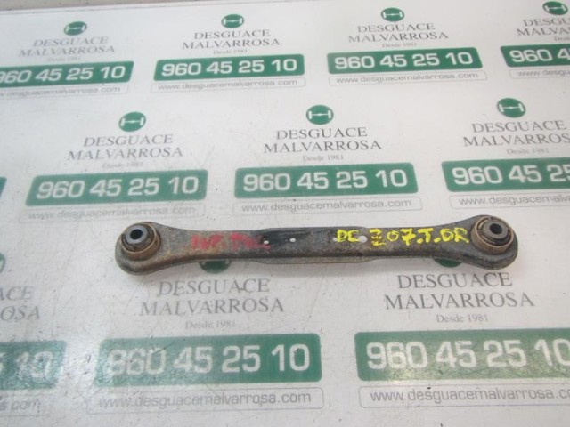 Travesaño de la suspensión trasera LR002575 LAND ROVER