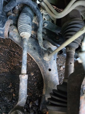 Brazo inferior derecho de la suspensión delantera LR007205 LAND ROVER