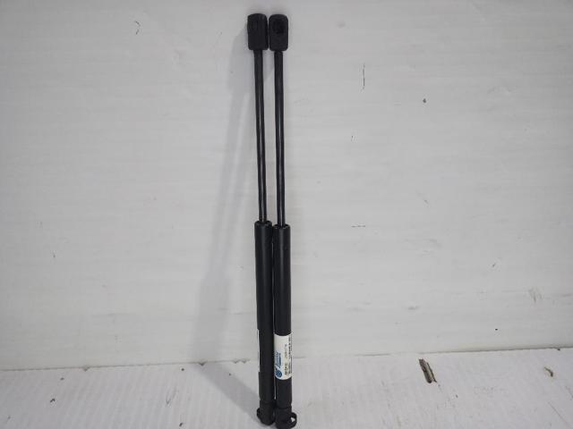 LAND ROVER LR009106 Amortiguador de capó  en stock Salamanca