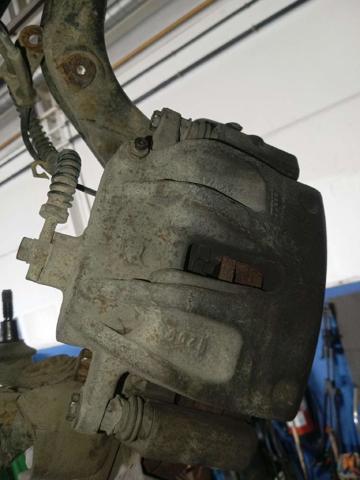 LAND ROVER LR010395 Pinza de freno delantera derecha  en stock Terrassa