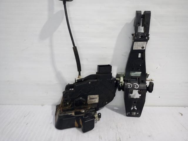 LR011275 Cerradura de puerta delantera derecha  disponible Málaga