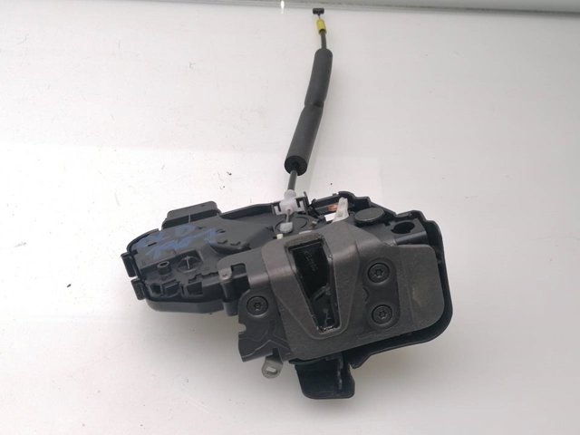 LR011275 Cerradura de puerta delantera derecha comprar Sevilla