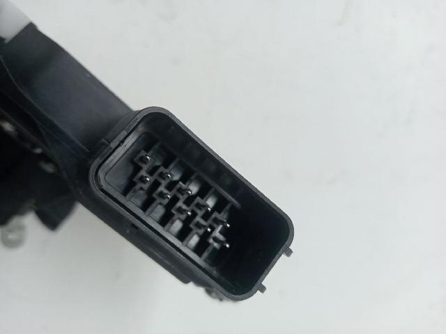 LR011277 Cerradura de puerta delantera izquierda  disponible Utrera