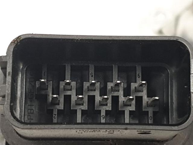 LR011302 LAND ROVER Cerradura de la puerta trasera derecha  comprar en Jaén