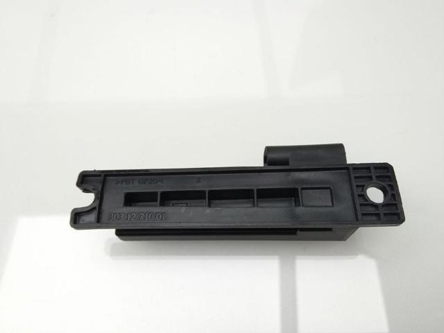 LR012709 LAND ROVER Antena  en stock Huelva