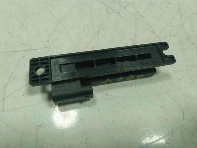 LR012709 LAND ROVER Antena  en stock Córdoba