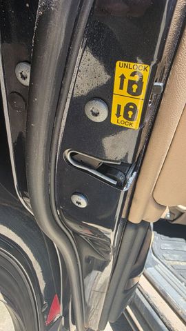 LR013381 Land Rover