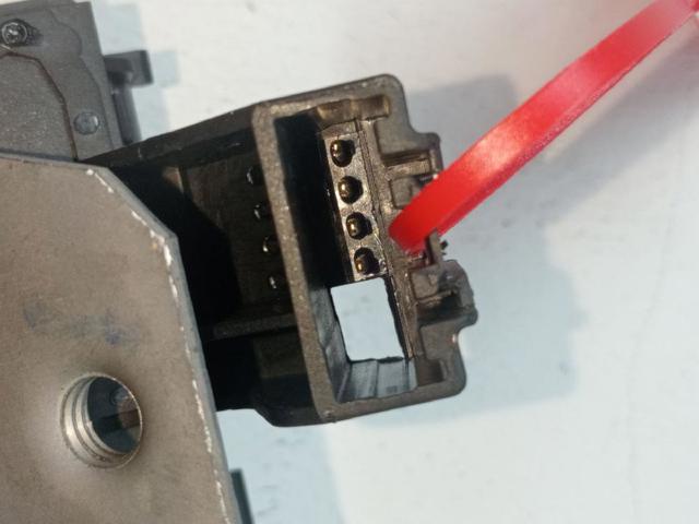 LR014184 LAND ROVER Cerradura de maletero comprar Bilbao