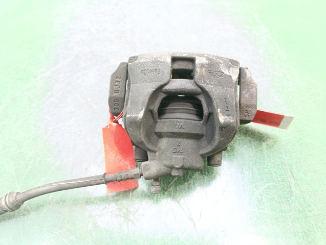 LR015387 Pinza de freno delantera izquierda  disponible Utrera