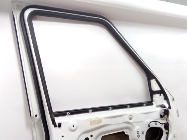 LR016463 Puerta delantera izquierda  en stock Granada