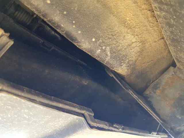 LR021048 Land Rover