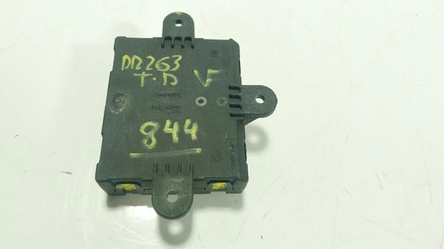 LR023340 LAND ROVER Módulo de confort de la puerta trasera  disponible Vigo