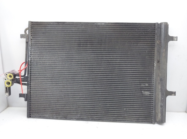 LR023921 Land Rover
