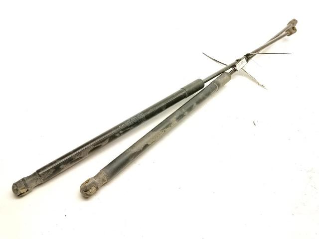 LR025379 Amortiguador de la tapa del maletero  disponible Málaga