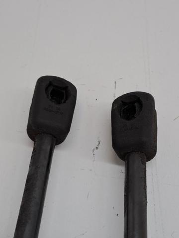 LR025379 Amortiguador de la tapa del maletero  comprar en Pontevedra