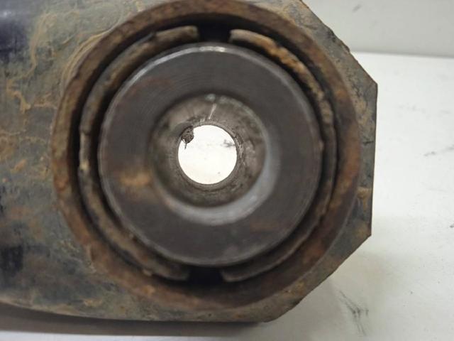 LR029576 Barra transversal de la suspensión trasera comprar Almería