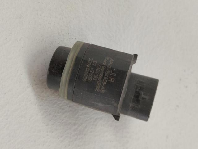 LR038533 Sensor de aparcamiento trasero  en stock Sabadell