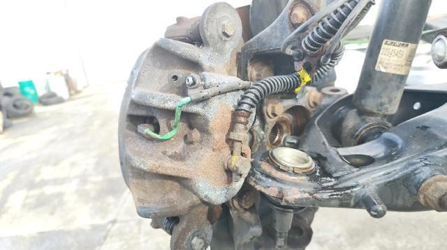 LR047905 LAND ROVER Pinza de freno delantera izquierda comprar Bilbao