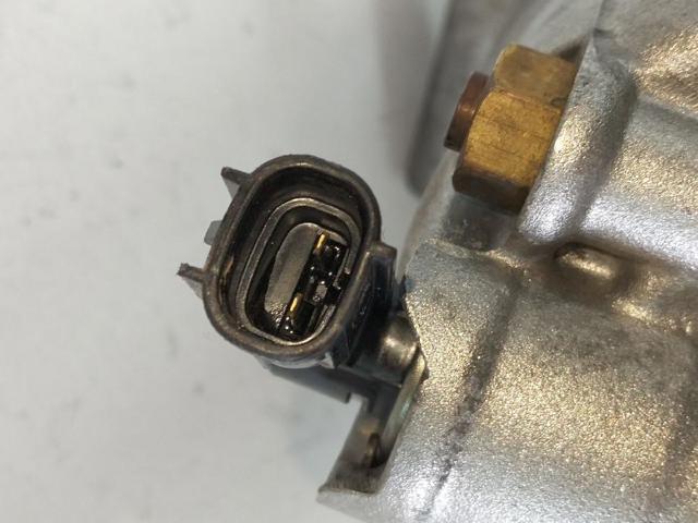 LR051045 LAND ROVER Compresor de aire acondicionado  disponible Ourense