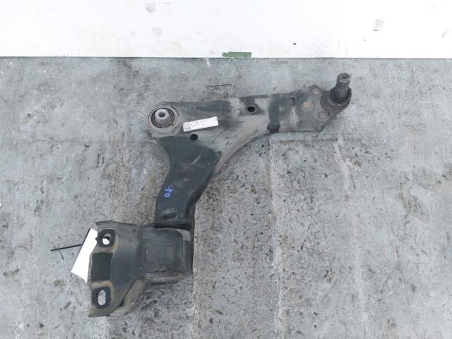 Brazo inferior derecho de la suspensión delantera LR060046 LAND ROVER
