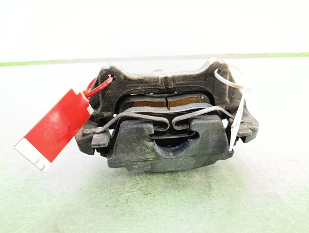 LR061369 LAND ROVER Pinza de freno delantera derecha  en stock Córdoba