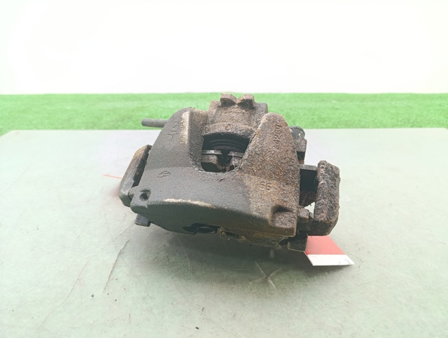 LR061369 Pinza de freno delantera derecha  en stock Castellón